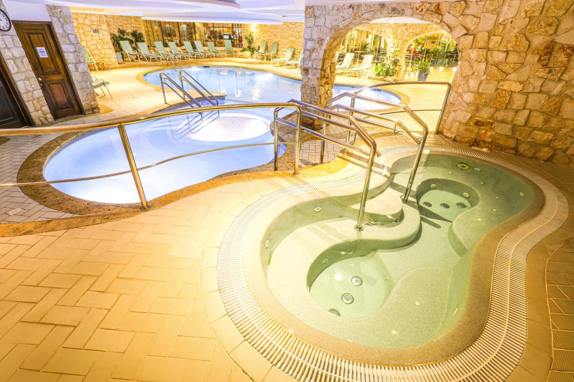 Four Seasons Country Club 호텔 퀸타도라고 외부 사진