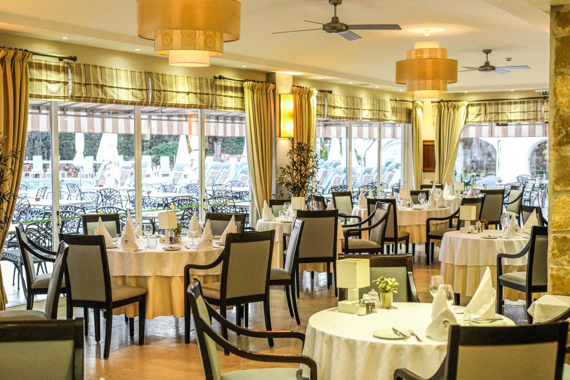 Four Seasons Country Club 호텔 퀸타도라고 외부 사진