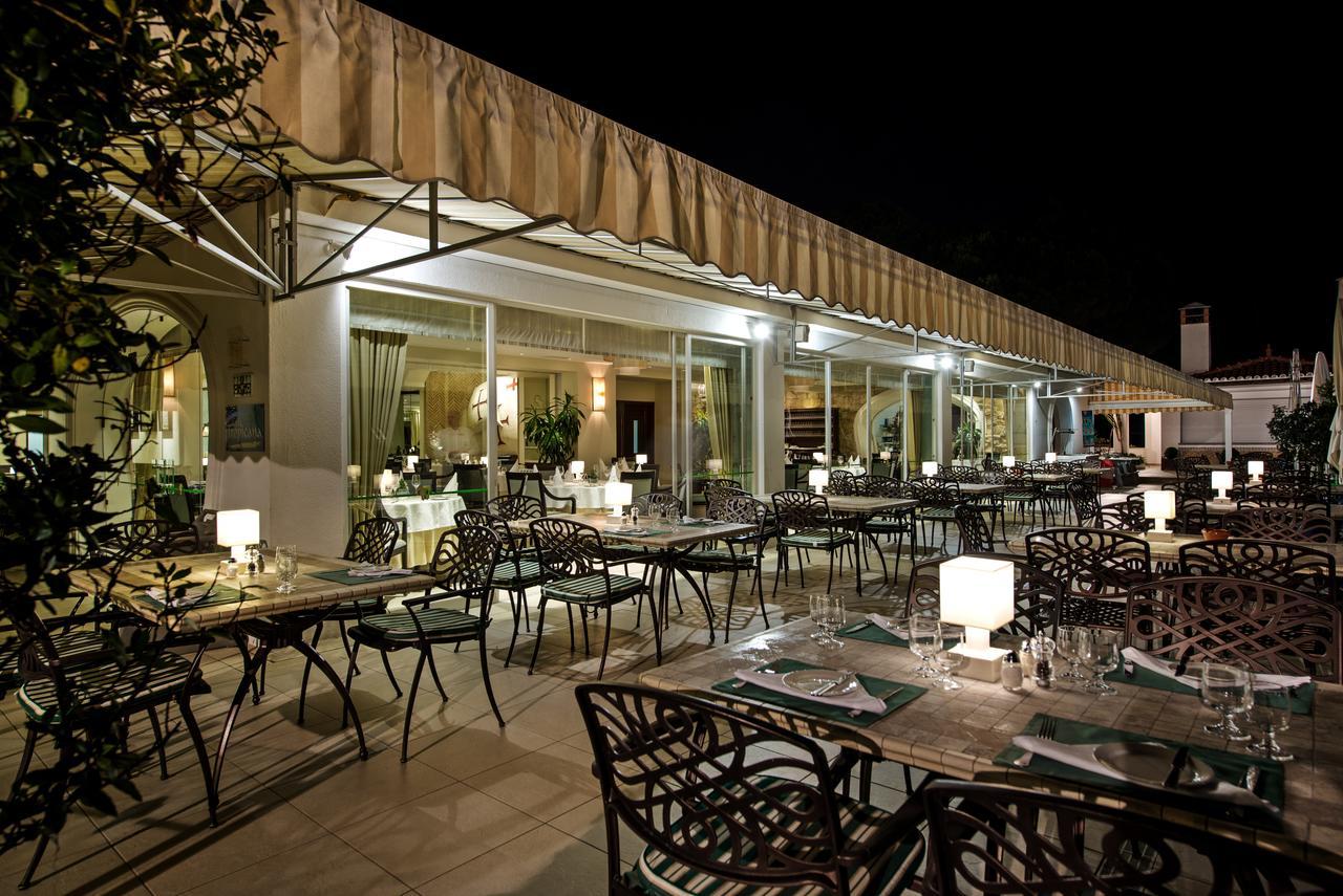 Four Seasons Country Club 호텔 퀸타도라고 외부 사진